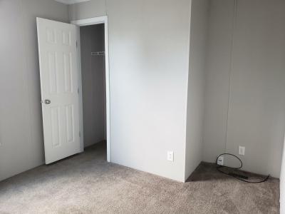 Photo 4 of 5 of home located at 1725 Meadowbrook Monroe, MI 48161