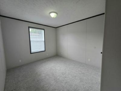 Photo 4 of 10 of home located at 835 Macbeth Cr Lakeville, MN 55044
