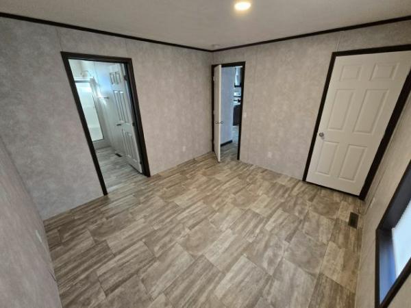 2023 Friendship 410IN24443A Manufactured Home