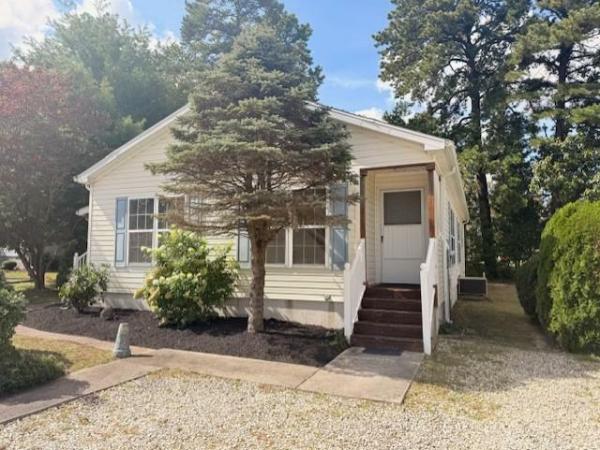 2001 LXE Ritz Craft Manufactured Home