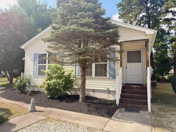 2001 LXE Ritz Craft Manufactured Home