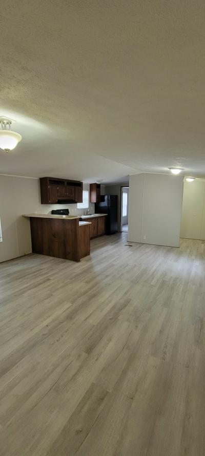 Mobile Home at 8900 Beechwood Lot 43 Kalamazoo, MI 49009