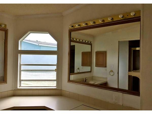 1992 PALM Harbor Manufactured Home