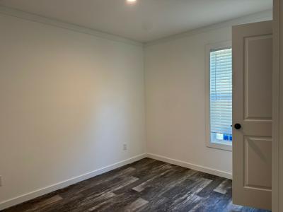 Photo 4 of 10 of home located at 3767 SW 50th Ter Gainesville, FL 32608