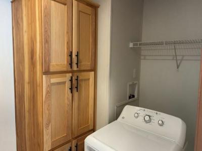 Photo 5 of 20 of home located at 828 Willowbrook Drive Lockport, NY 14094