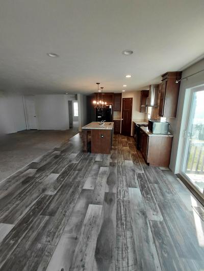 Photo 3 of 4 of home located at 1884 Parklawn Ypsilanti, MI 48198