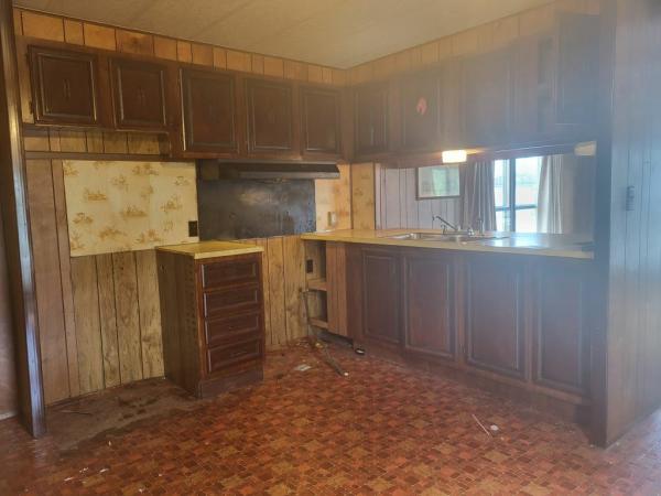 1978 VICTORIAN N/A Mobile Home