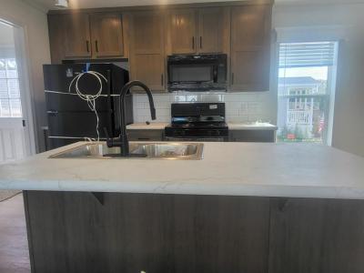 Photo 4 of 20 of home located at 17 Meadowlark Lane Beecher, IL 60401