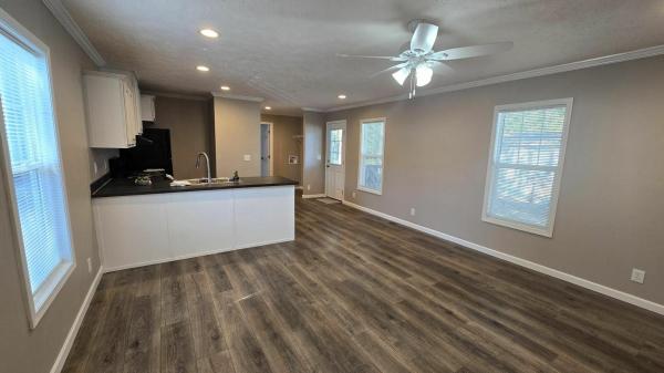 2022 Clayton Homes Inc Community Series Mobile Home