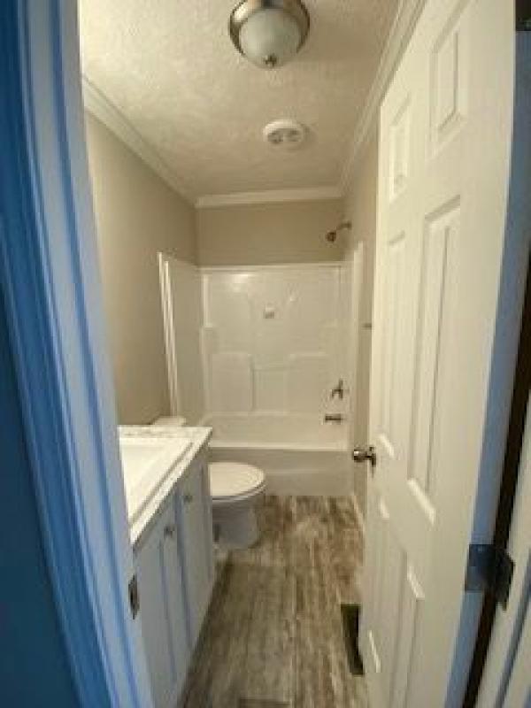 2022 Clayton Homes Inc Community Series Mobile Home