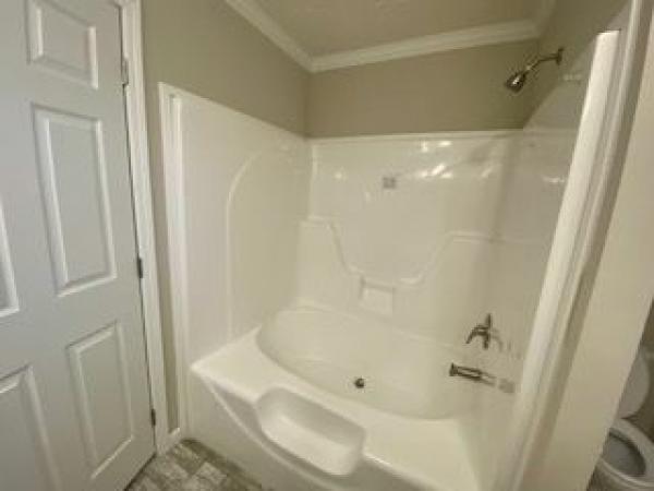 2022 Clayton Homes Inc Community Series Mobile Home