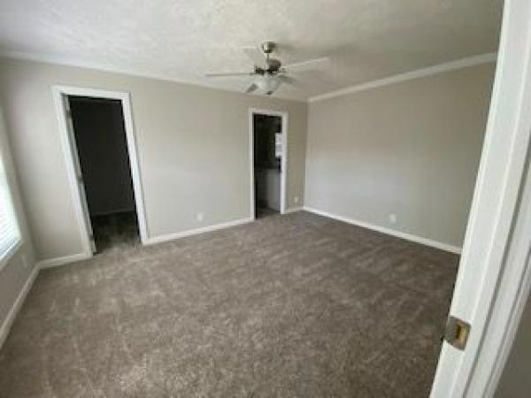 2022 Clayton Homes Inc Community Series Mobile Home