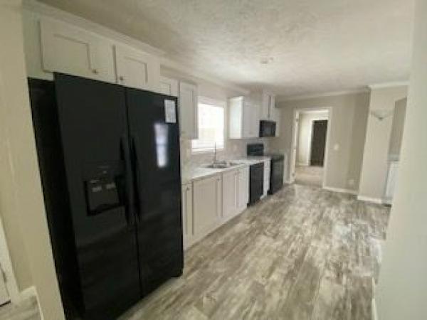 2022 Clayton Homes Inc Community Series Mobile Home