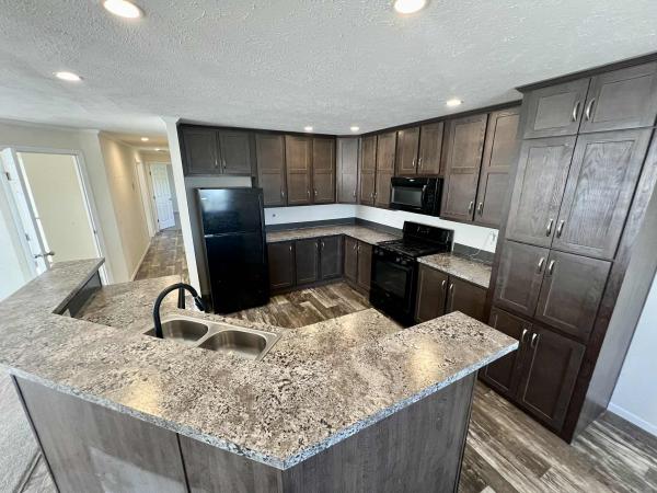 2020 Champion HS2870301 Mobile Home