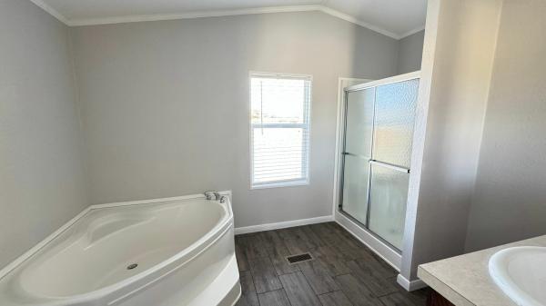 2022 Elliott Mobile Homes Solitaire Mobile Home