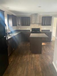 2017 Clayton Homes Inc Yes Mobile Home