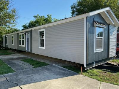 Mobile Home at 9605 W Us Highway 90 Lot #151 San Antonio, TX 78245