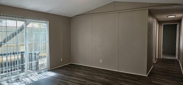 1998 Skyline Bay Springs Mobile Home