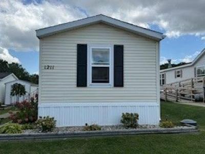 Photo 2 of 23 of home located at 1211 Miss Ellie Dr Lot 96 Kalamazoo, MI 49009