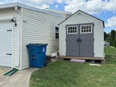 Photo 3 of 23 of home located at 1211 Miss Ellie Dr Lot 96 Kalamazoo, MI 49009