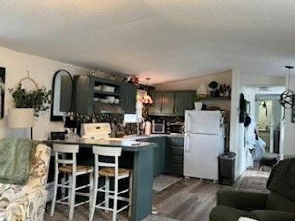 1993 Mobile Home