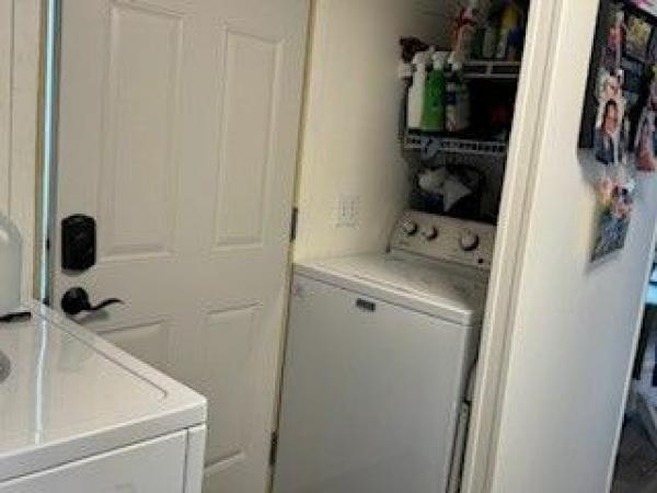1993 Mobile Home