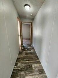 2005 American Homestar Corp Oak Creek Anniversary Mobile Home