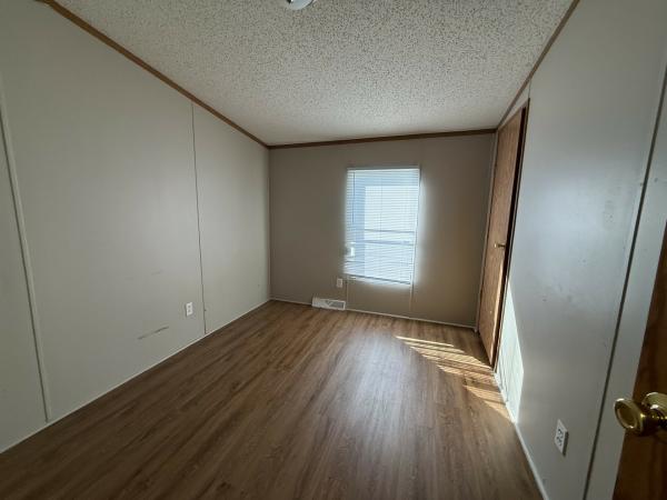 1998 Fairmont Mobile Home