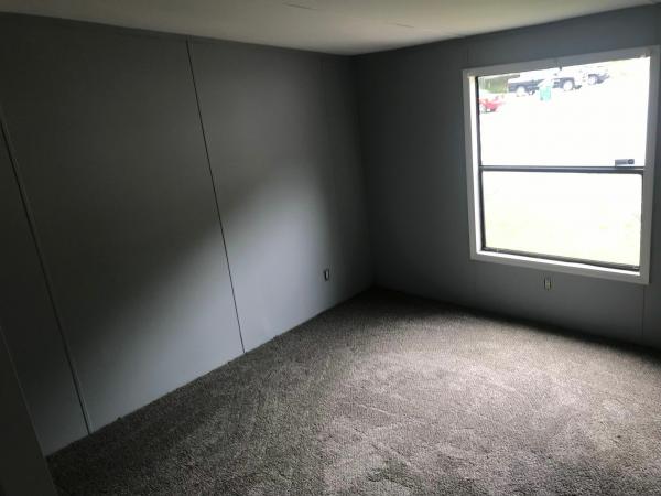 1988 Redman Stonebrook Mobile Home