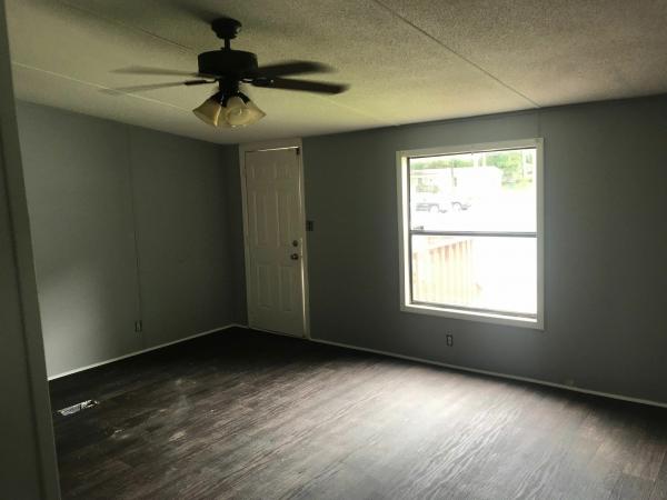 1988 Redman Stonebrook Mobile Home