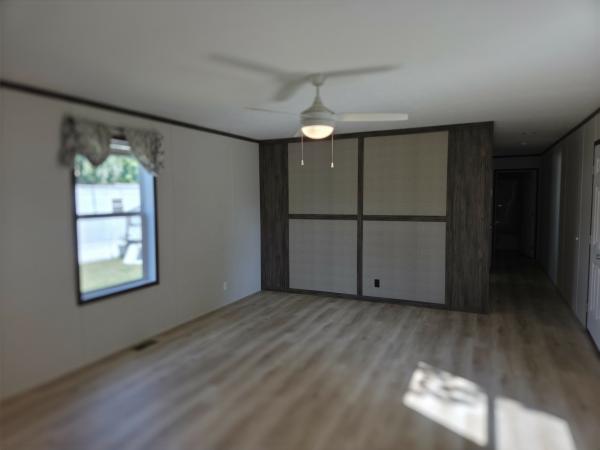 2023 96PLH16763XH23A  Home