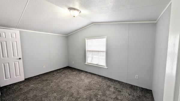 2011 SOUTHERN ENERGY HOMES OF TEXAS DMK16763A Mobile Home