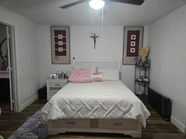 2009 SOUTHERN STAR 9001 Mobile Home