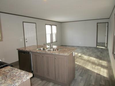 Mobile Home at 261 New York Lot 261Ny Elyria, OH 44035