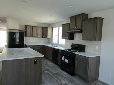 Mobile Home at 159 Pennslyvania Ave Lot 159Pa Elyria, OH 44035