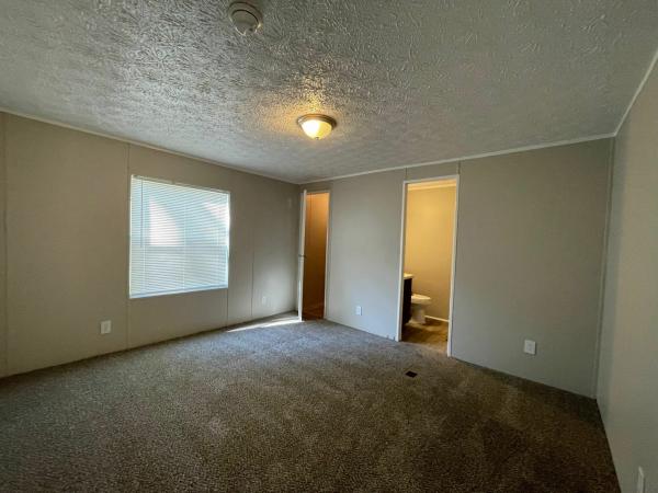 2005 Horton Homes Inc Economy Mobile Home