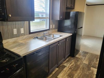 Mobile Home at 173 Birch Highland, MI 48357