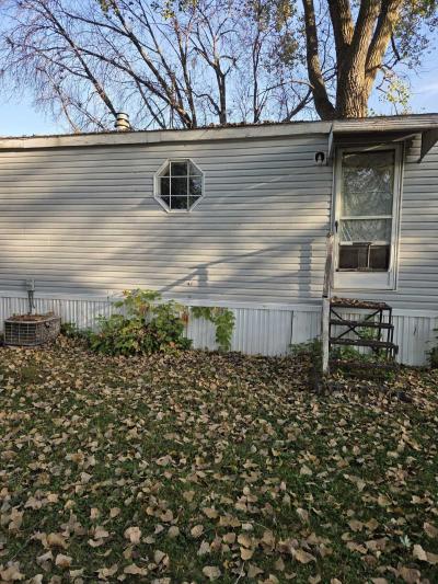 Mobile Home at 207 36th St SW Austin, MN 55912