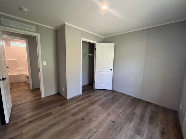 2025 Skyline Manufactured Home