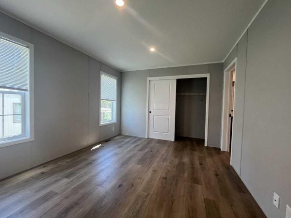 2025 Skyline Manufactured Home