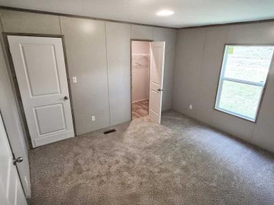 Photo 4 of 6 of home located at 50 Tanglewood Drive Swannanoa, NC 28778