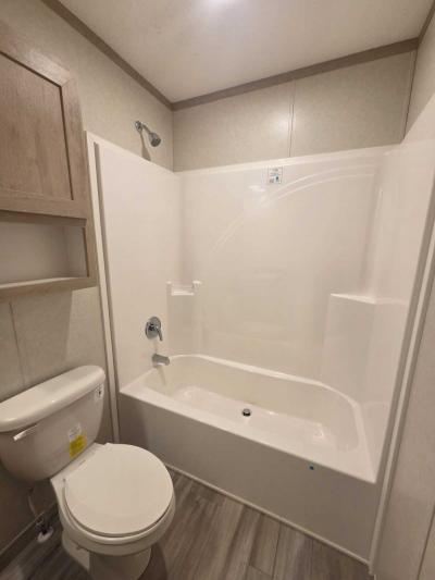 Photo 5 of 13 of home located at 111 Willow Oak Dr Morton, IL 61550