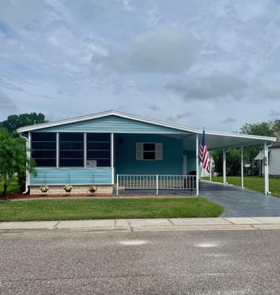 Mobile Home at 6061 Forest Lake Dr Zephyrhills, FL 33540