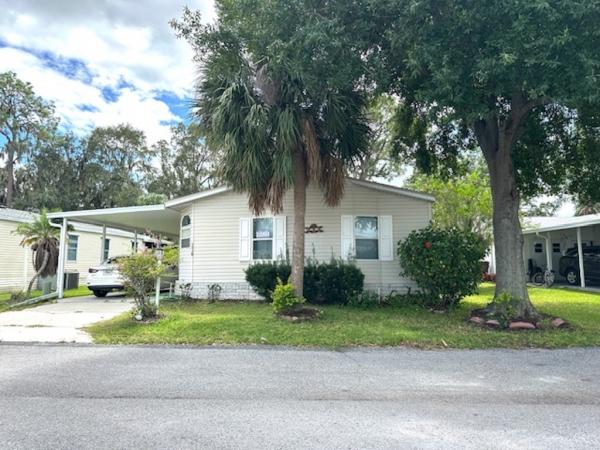Photo 1 of 2 of home located at 1023 Iroquois Trl. Mulberry, FL 33860
