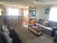 1990 Manufactured Home