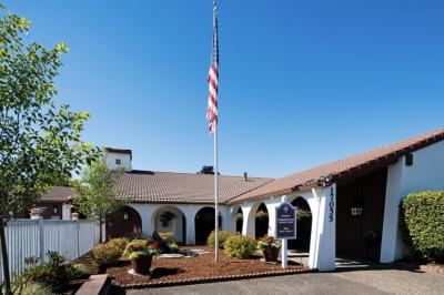 Photo 5 of 28 of home located at 17041 SW Eldorado Drive Lot 25 Tigard, OR 97224