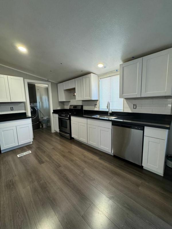 2002 Eaton Mobile Home For Sale
