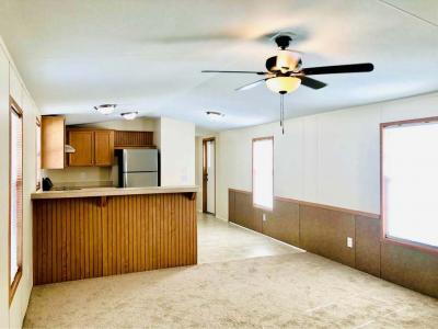Photo 5 of 14 of home located at 12 Vista Mobile Dr Dundalk, MD 21222