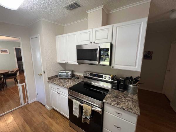 1988 Homes of Merit Manufactured Home