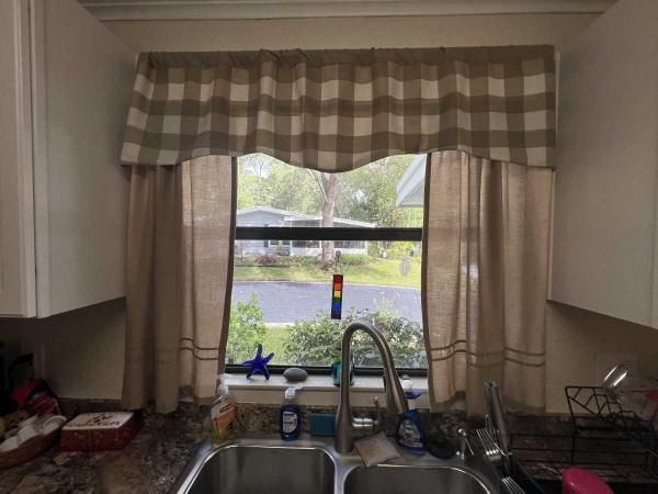 1988 Homes of Merit Manufactured Home